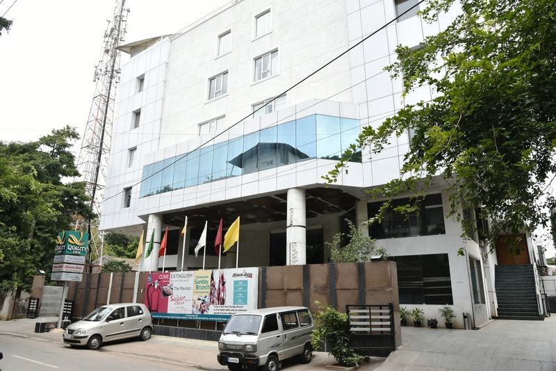 Shravanthi Sarovar Portico Bangalore Esterno foto